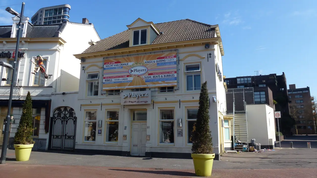 Een hoekpand aan het Stratumseind in Eindhoven