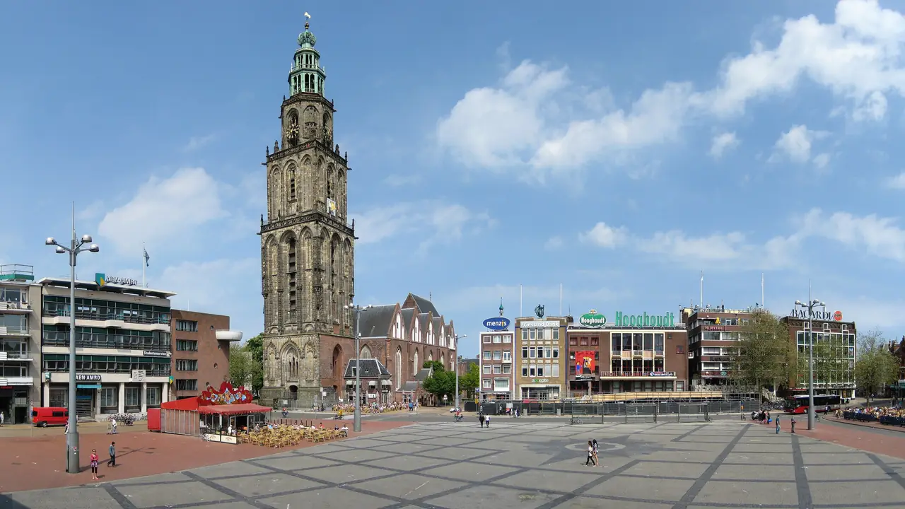 De Grote Markt en de Martinitoren in Groningen
