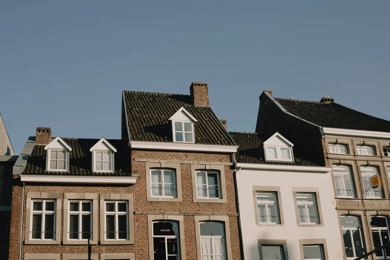 Dakkapel in een pannendak