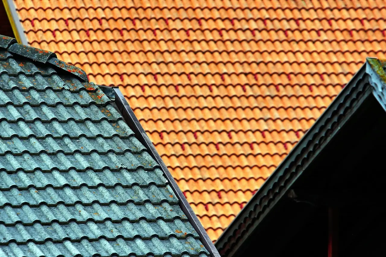 Regen op een pannendak