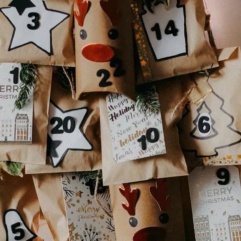Calendario dell’Avvento magico – dettaglio di tessuto e finiture