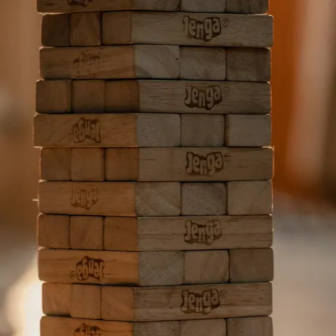 Kubb – Wikingerspiel aus Holz – Detail von Material und Verarbeitung