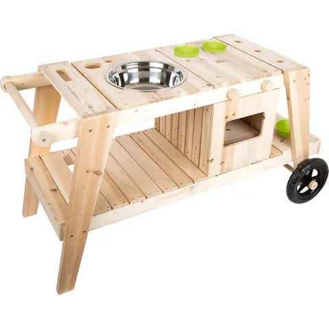 Cocina de barro de exterior con ruedas