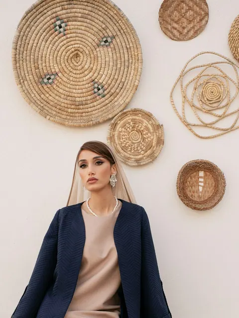 Inaya tuniek & broek – detail van stof en afwerking